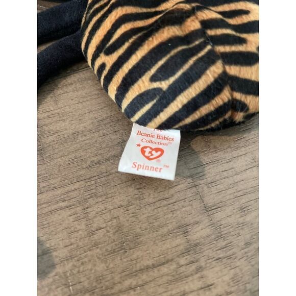 Ty Beanie Baby Spinner the Spider 1997 Polyester & PE Pellets Black Gold Stripe - Picture 3 of 4